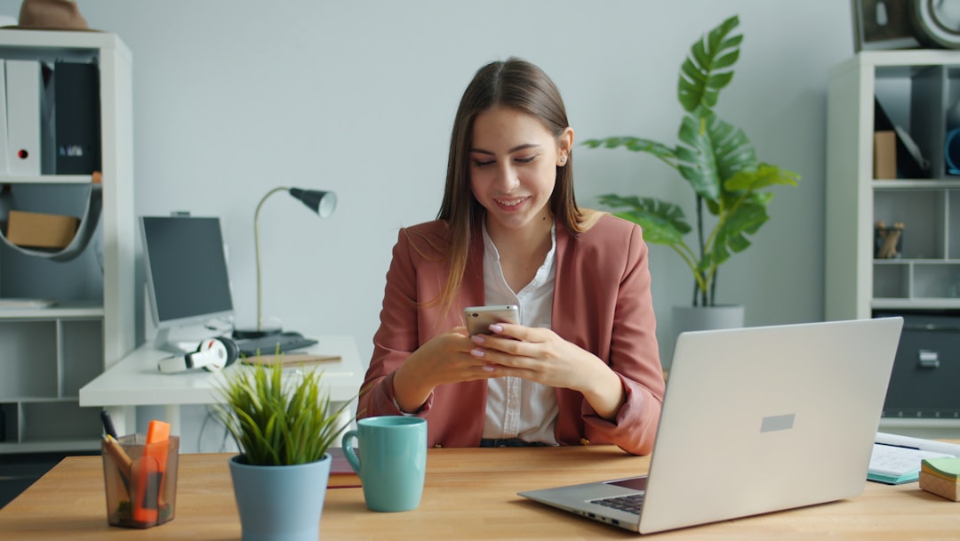 smartphone communication young