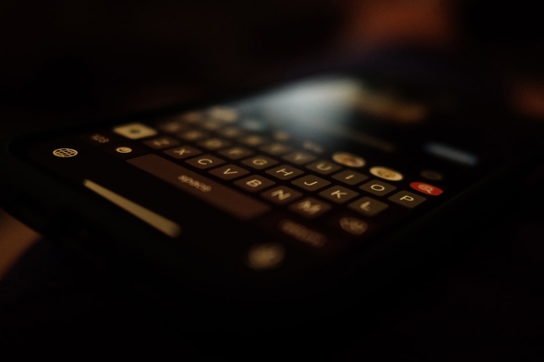 smartphone secret message night