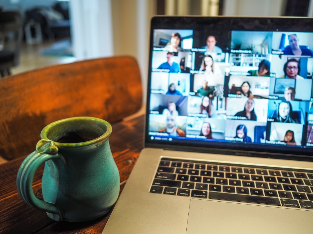online community remote team