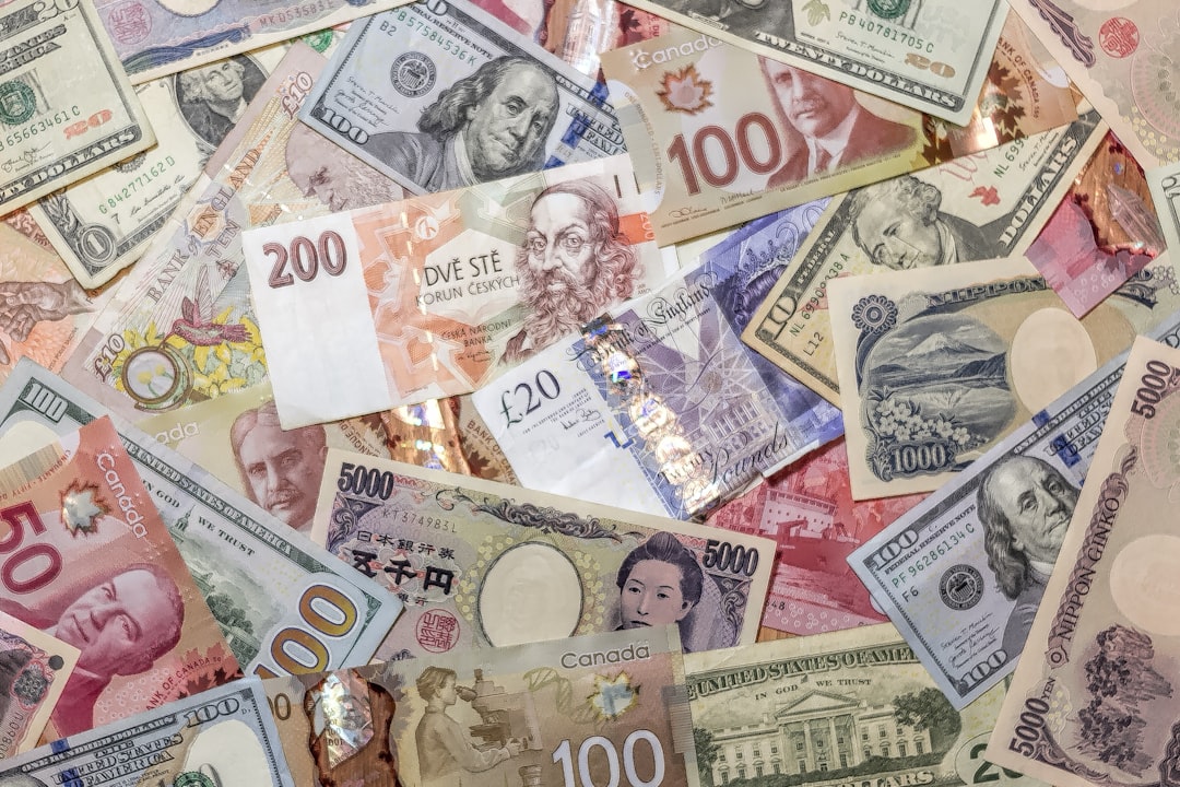 calculator money japanese yen budget planning