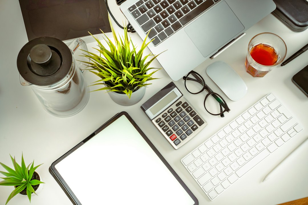 calculating monthly income desk